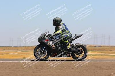 media/Aug-11-2023-CRA (Fri) [[7d2b09f7fc]]/D Group/Session 3 (Wheelie Bump)/